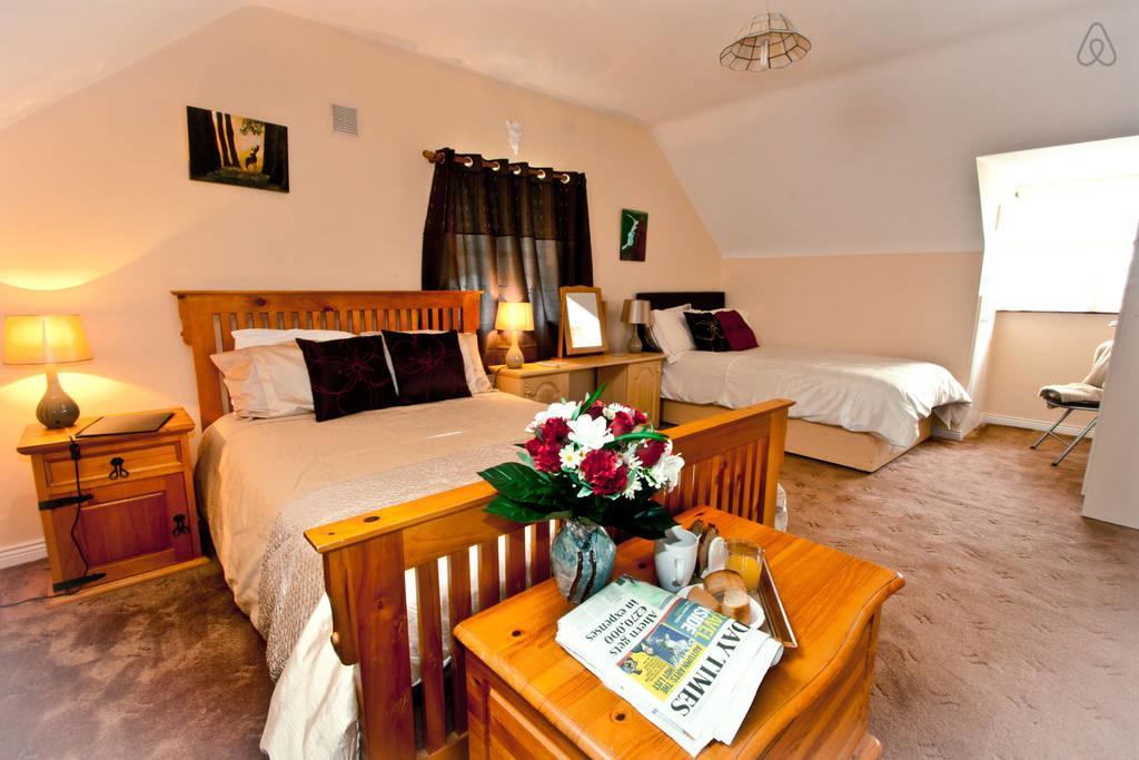 Strand'S End House Rooms Only, No Breakfast Served Cahersiveen Esterno foto