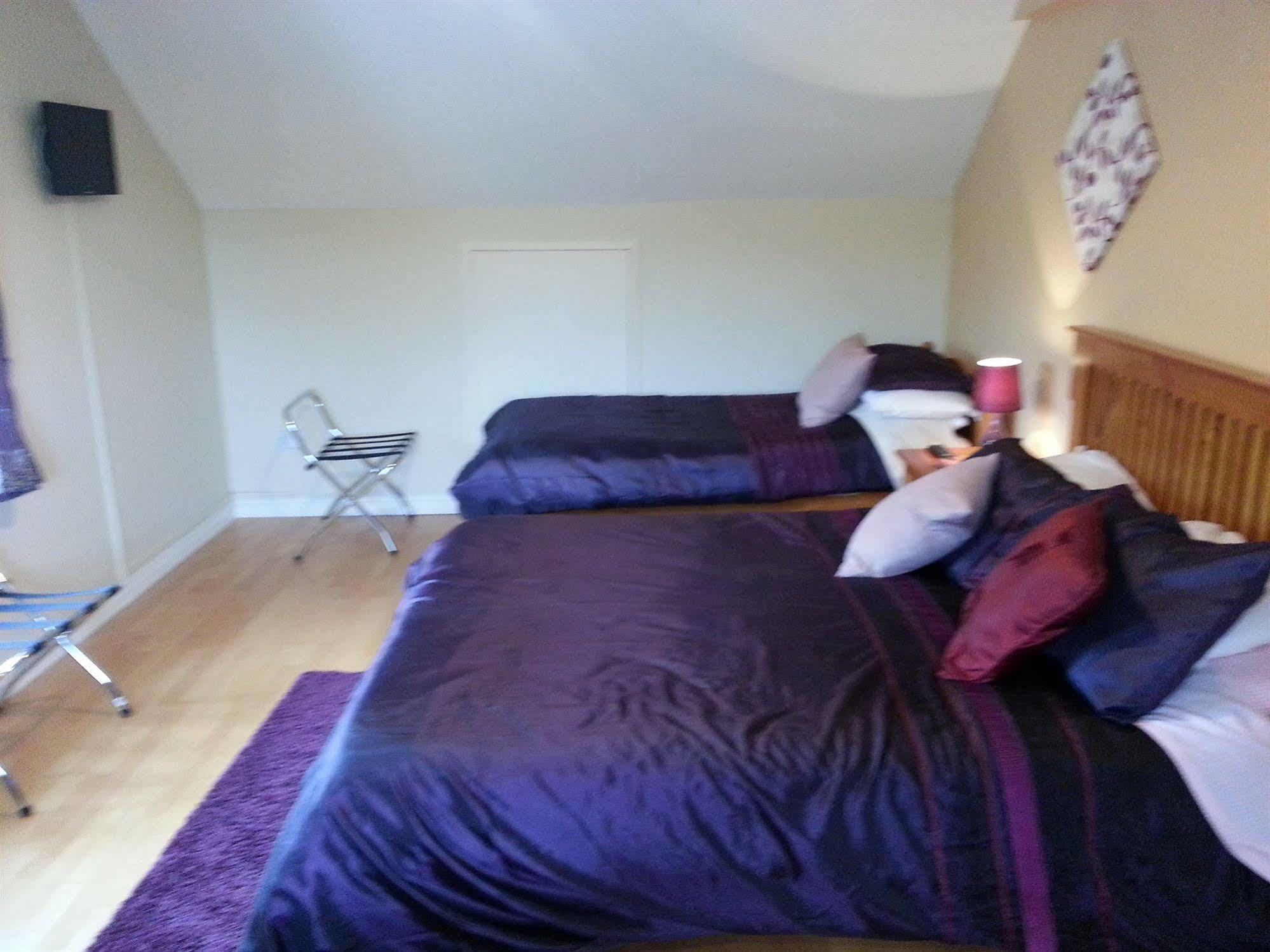 Strand'S End House Rooms Only, No Breakfast Served Cahersiveen Esterno foto