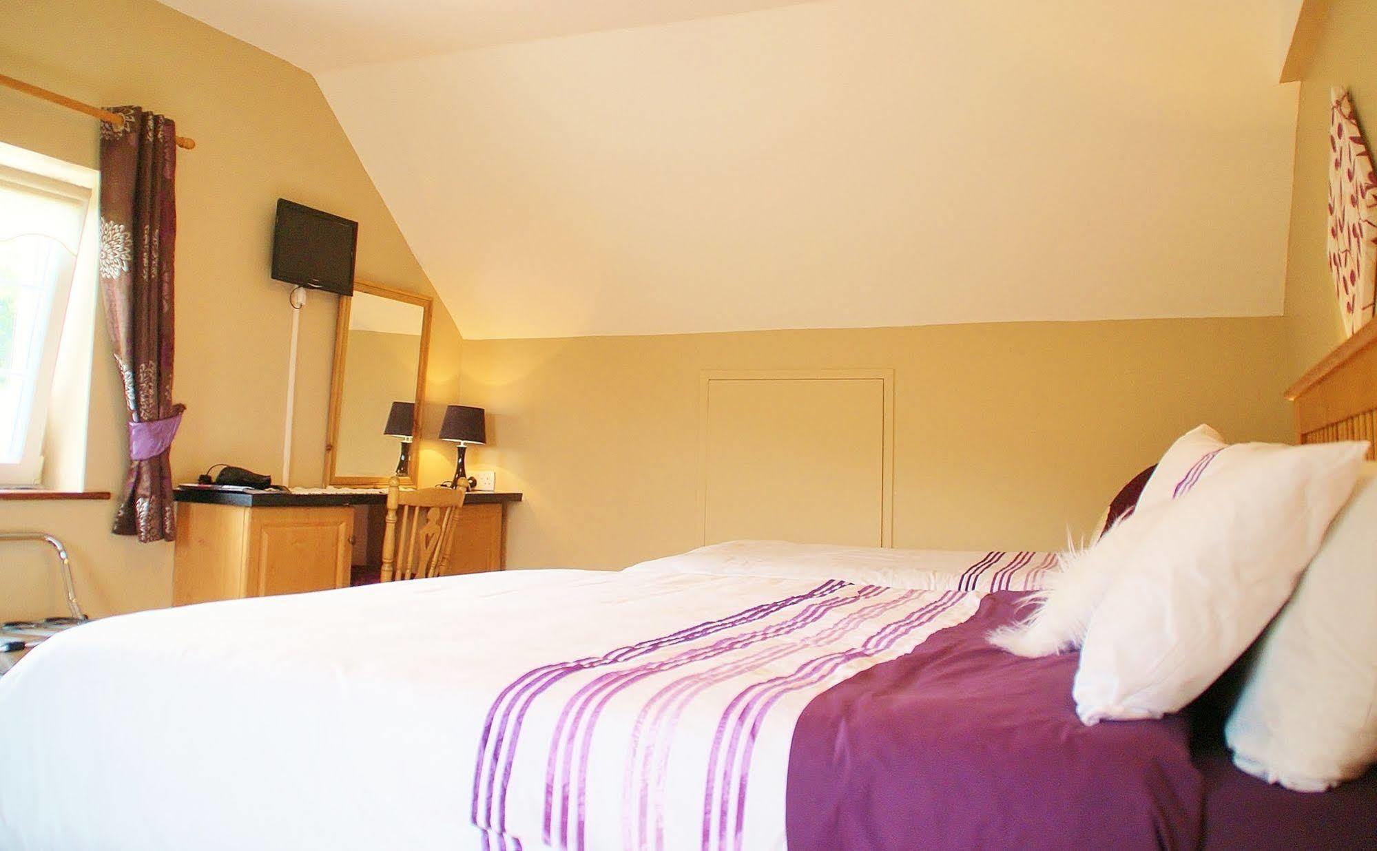 Strand'S End House Rooms Only, No Breakfast Served Cahersiveen Esterno foto