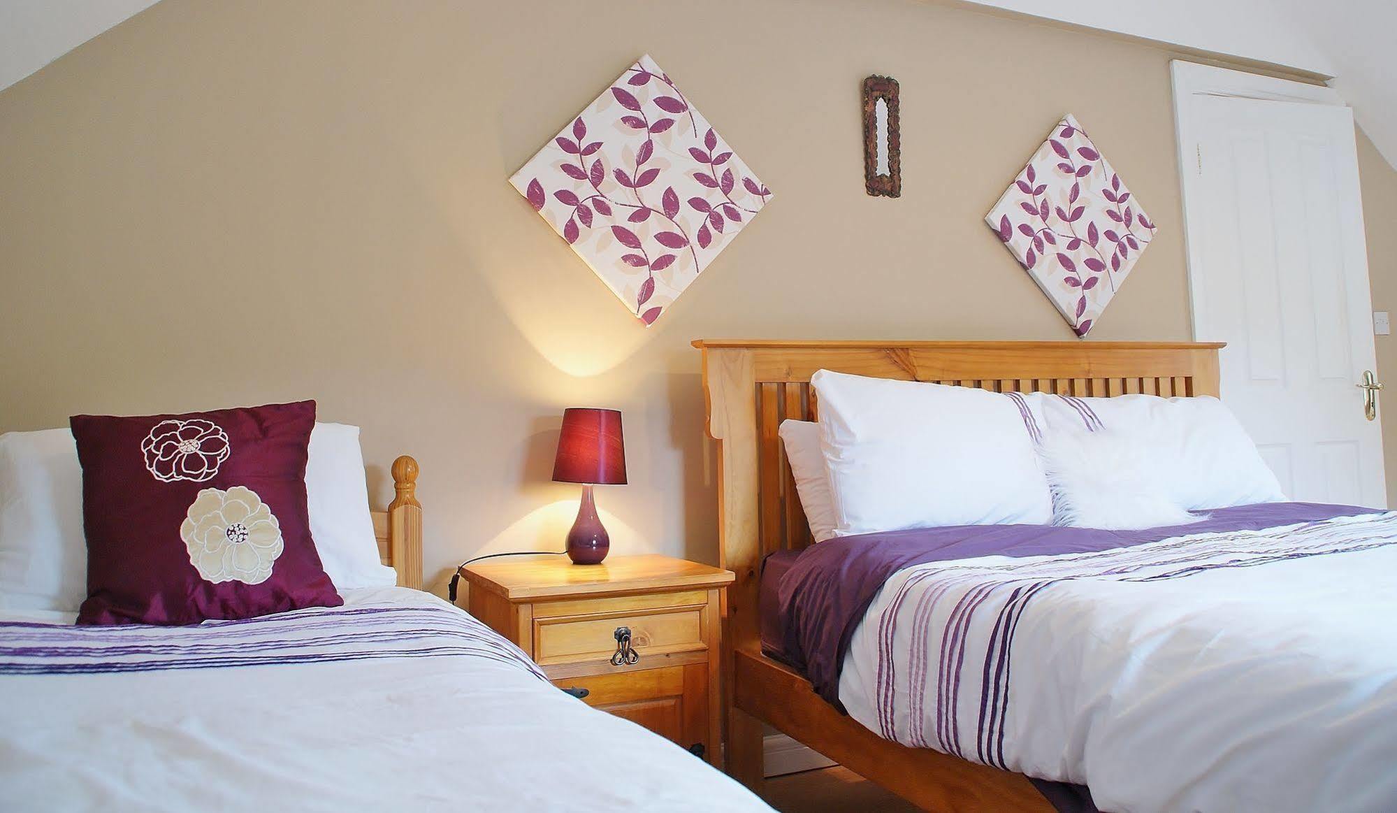 Strand'S End House Rooms Only, No Breakfast Served Cahersiveen Esterno foto