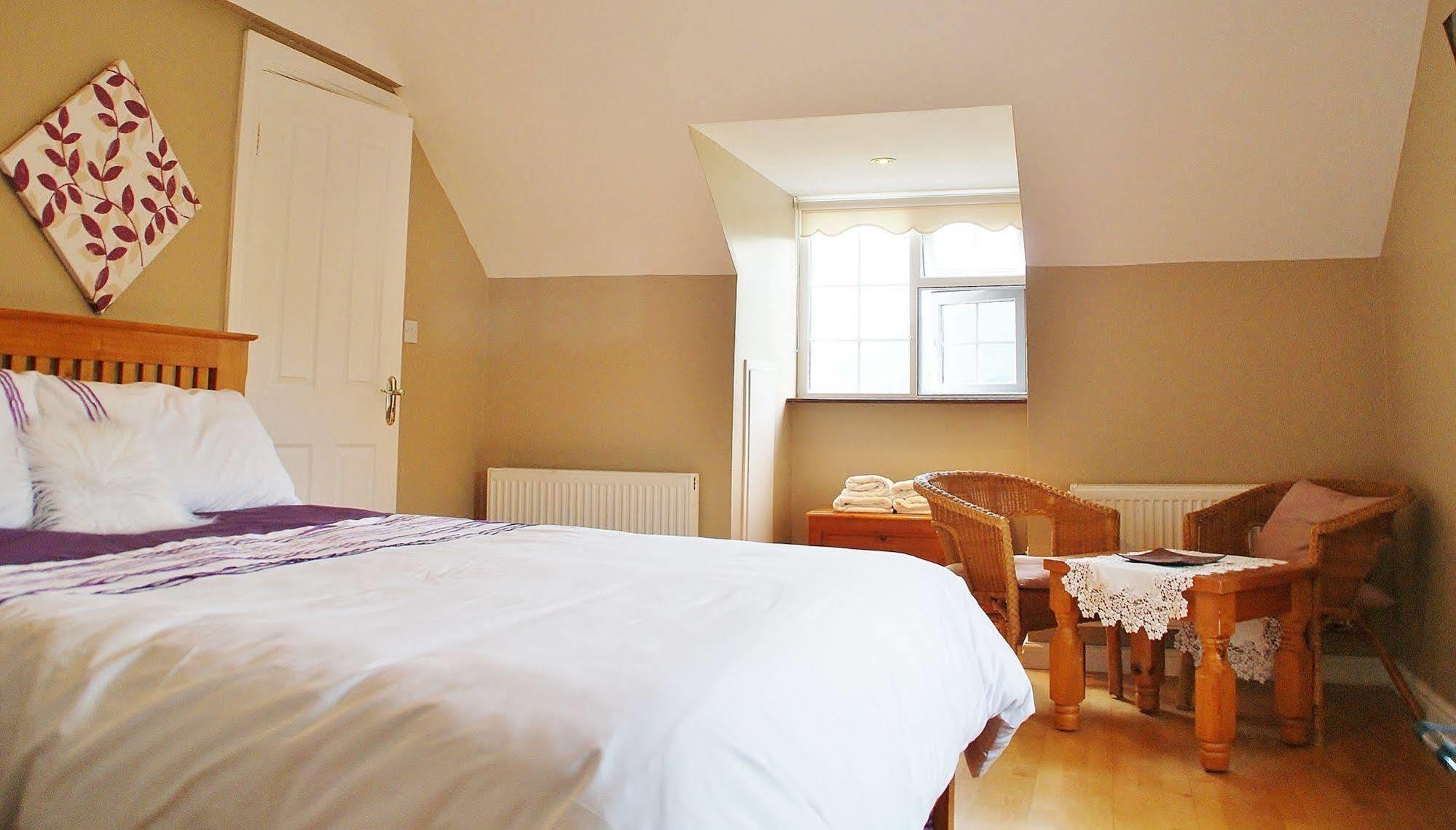 Strand'S End House Rooms Only, No Breakfast Served Cahersiveen Esterno foto